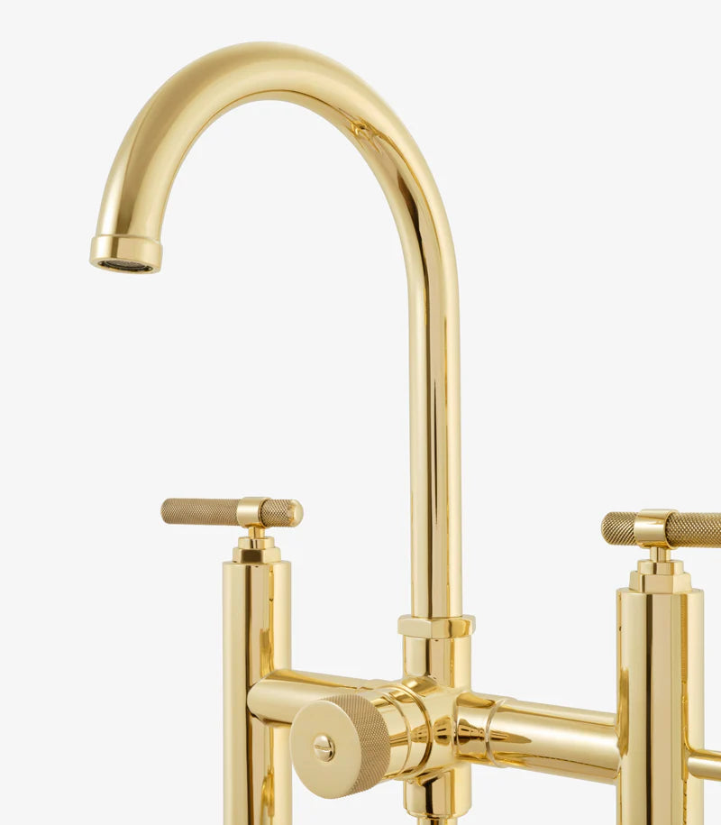Cielo Tub Filler